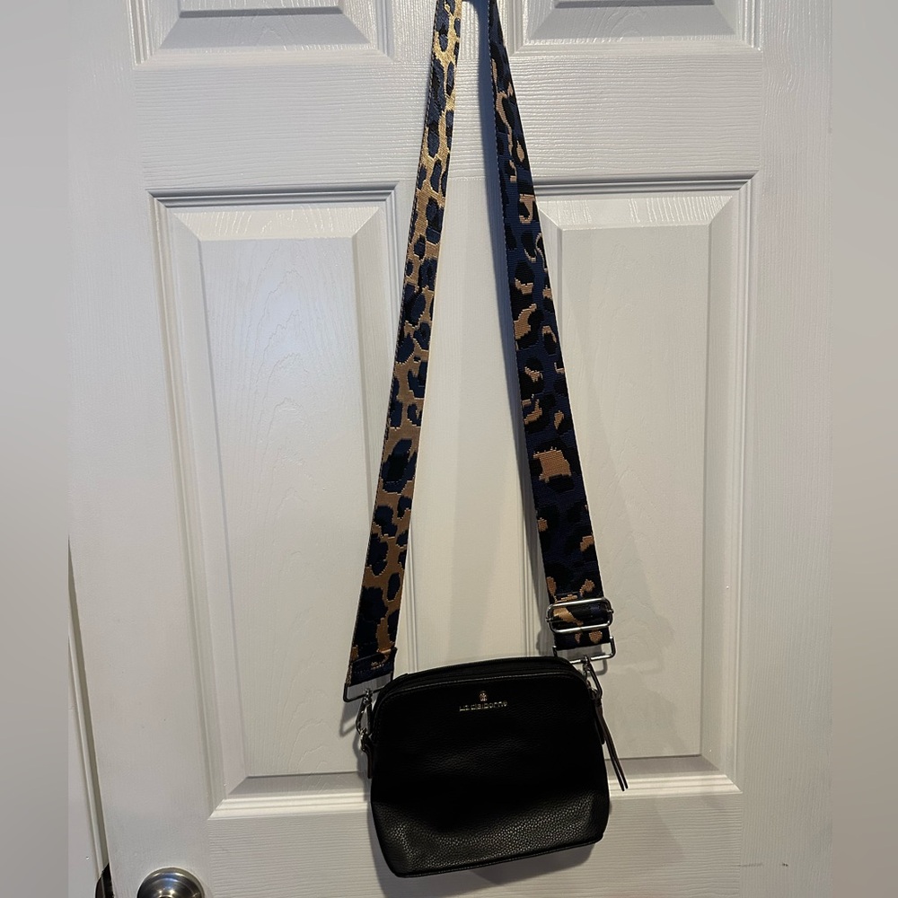 Liz Claiborne Cross Body Bag